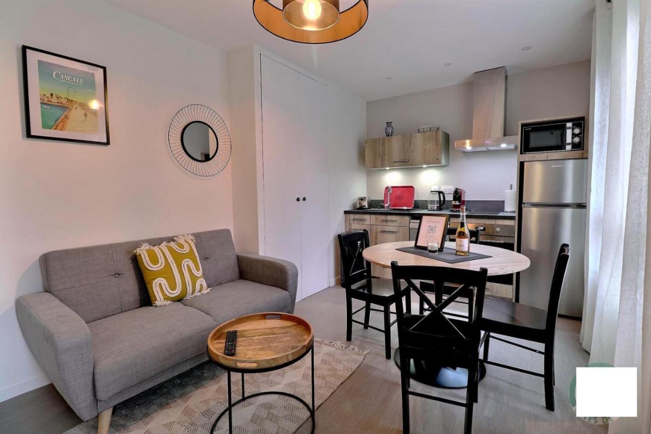 Les Mots Bleus Apartamento Dinard Exterior foto